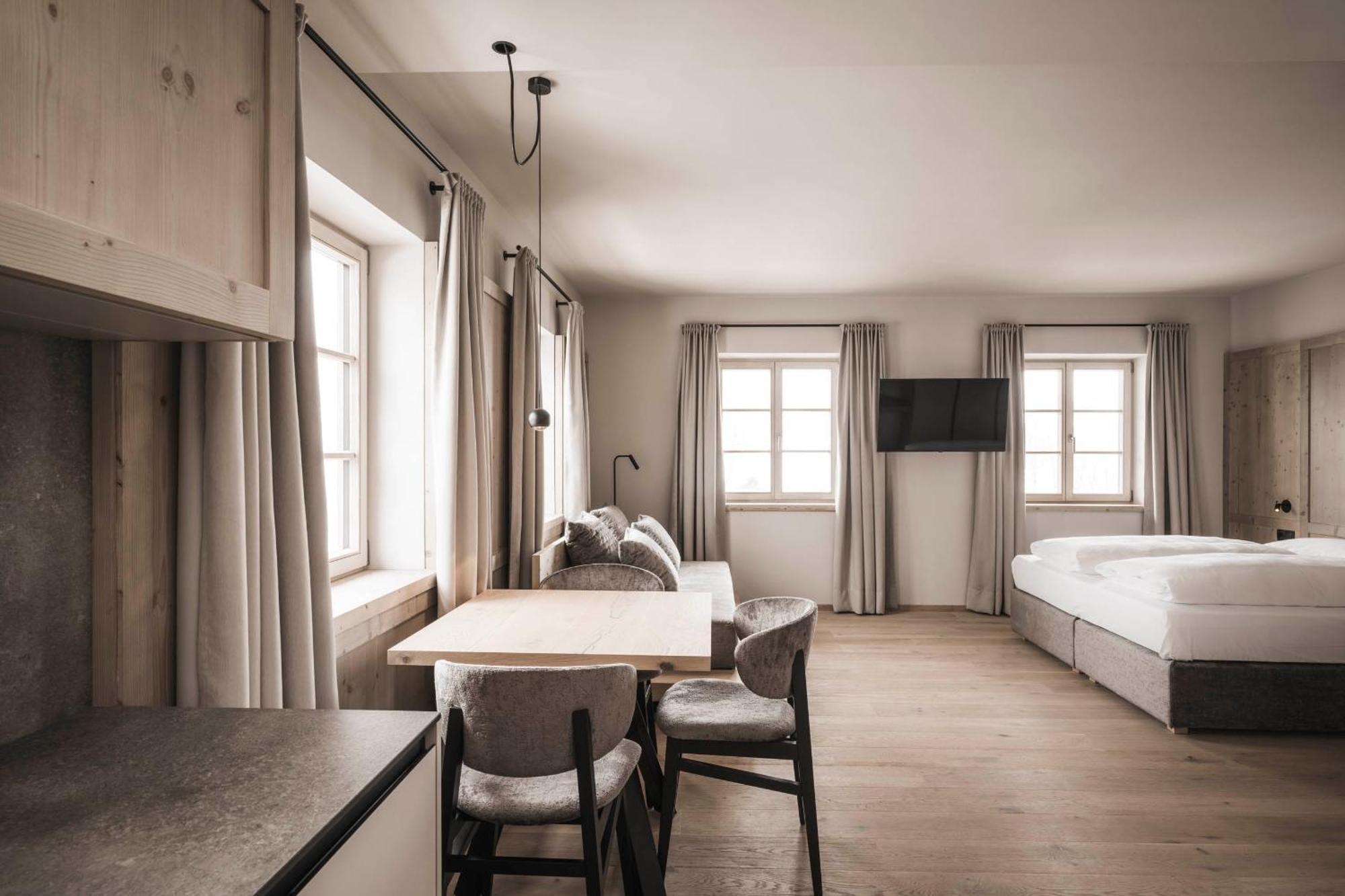 Hofergut Suites & Apartments Рисконе Экстерьер фото